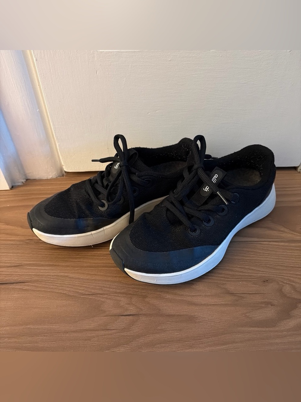 allbirds Black and White Low-Top Wool Sneakers